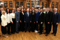 Учитель из Новосибирской области встретилась с президентом Владимиром Путиным