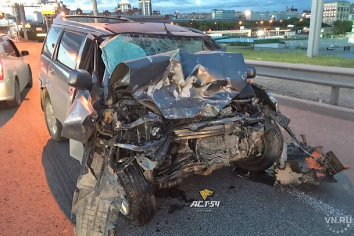 Четыре автомобиля пострадали в ДТП в Новосибирске