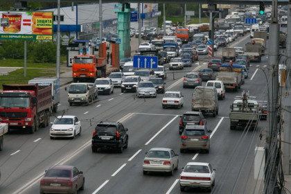 Способ разгрузить трафик на дорогах Новосибирска назвали в МУП «САХ»