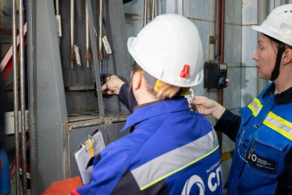 В Новосибирске энергетики обследуют теплосети на плотность