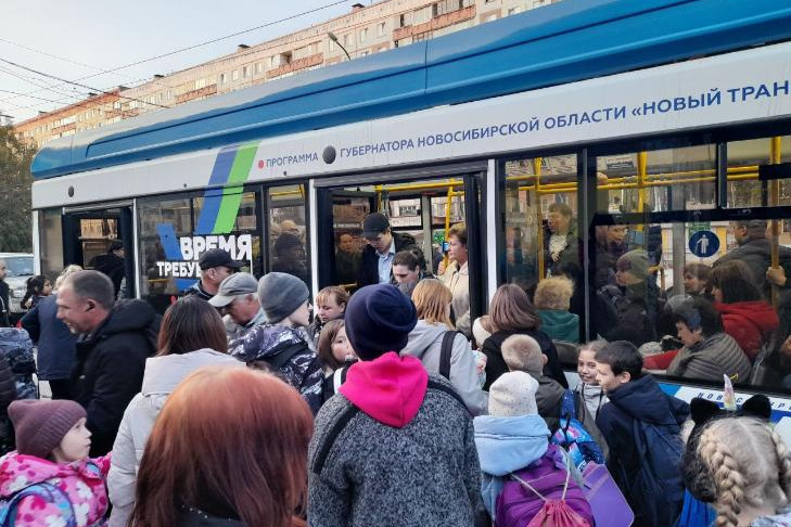 Количество «зайцев» на маршрутах без кондукторов подсчитали в Новосибирске