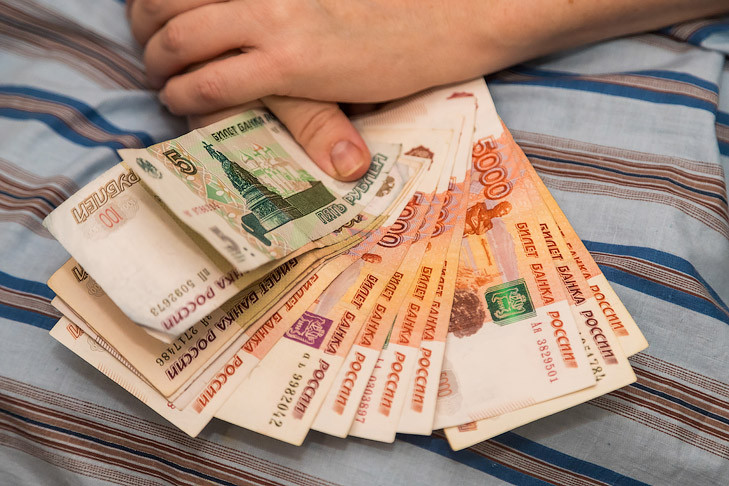 ВТБ: россияне заработают на вкладах 9 трлн рублей к концу 2025 года