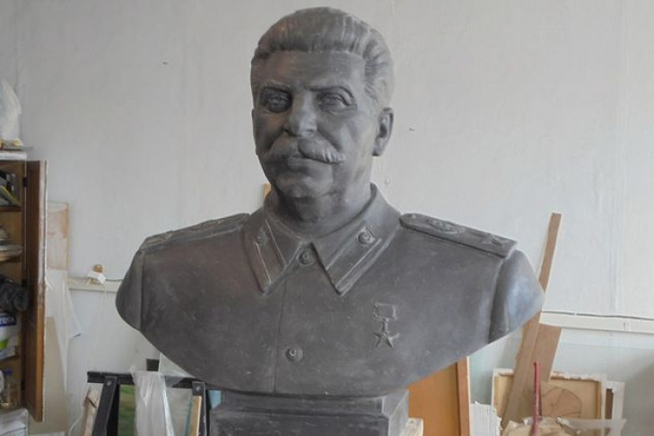 Ажиотаж с памятниками Сталину начался в России