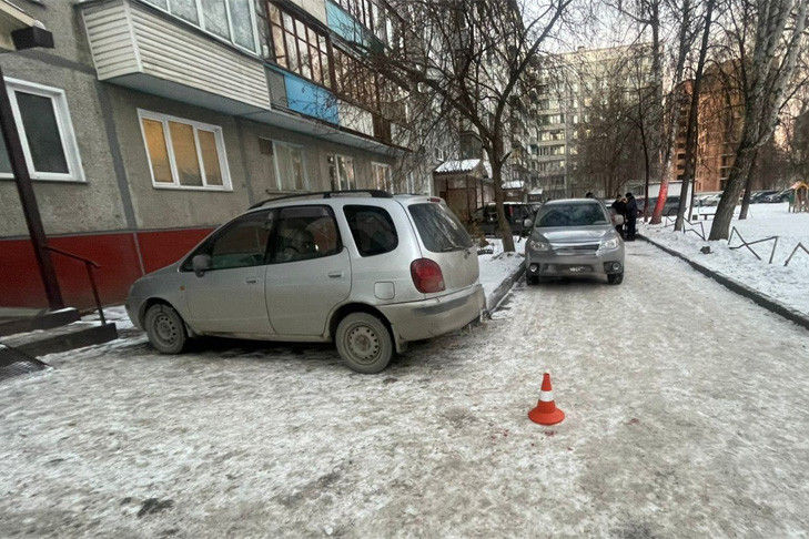 Пьяный водитель Subaru насмерть задавил малыша в Новосибирске