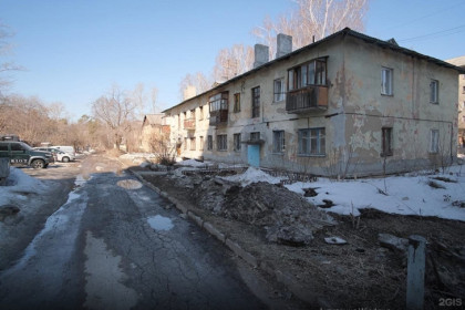 Бастрыкин потребовал назвать причину обрушения потолка дома на улице Минина