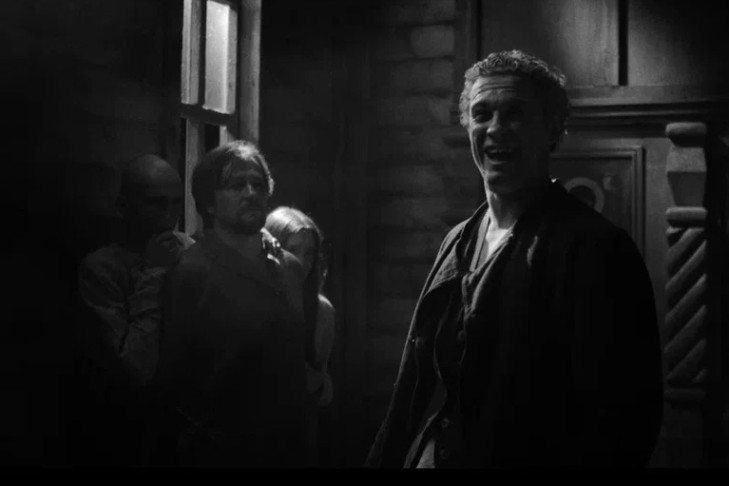 Новосибирец Никита Кологривый сыграл с Безруковым в мистическом триллере «Искупление»