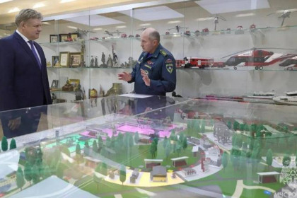 Состоялась рабочая встреча главы МЧС России Александра Куренкова и Анатолия Серышева