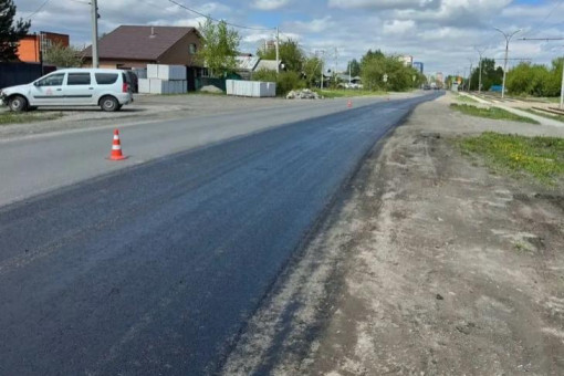 В Новосибирске начали укладывать инновационный асфальт