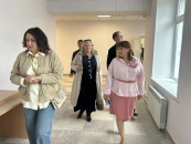 В музыкальной школе Искитима продолжаются ремонтные работы
