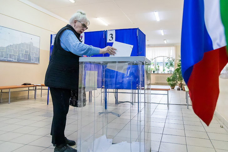 Участки для голосования открылись утром 12 сентября в Новосибирской области