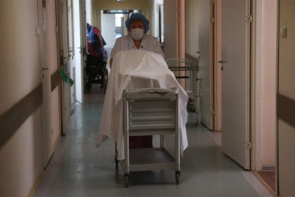 Шокирующие расценки: новосибирцы жалуются на стоимость перевозки больных