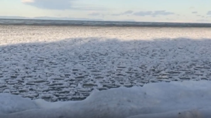 Поправки в закон о Байкале запретят коммерческое строительство у озера