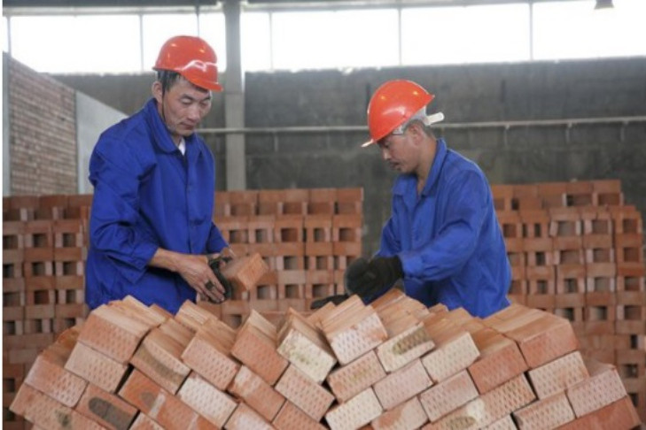 Отток мигрантов третью неделю фиксируют в Новосибирской области