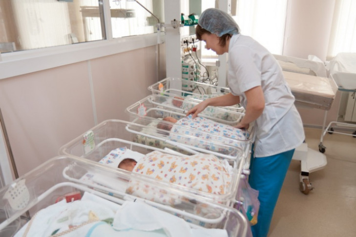 Мамами в 2021 году стали 184 жительницы Новосибирска с коронавирусом