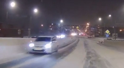 Водитель проехался по встречной полосе в Новосибирске