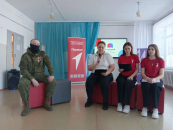 Ученики Круглоозерной школы встретились с участником СВО
