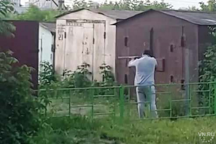 Пьяных стрелков с улицы Планировочной ищут в Новосибирске