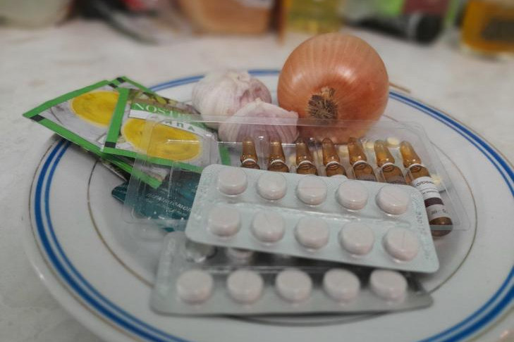 Миф о чудесных свойствах лука и чеснока при простуде и гриппе развеяла терапевт Ишмухаметова