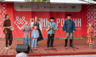 Исполнили народные песни: семья Путинцевых представила свой регион на фестивале в Самаре