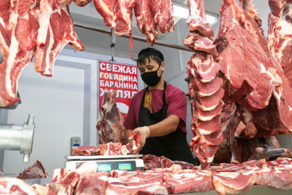 В Новосибирской области приостановлена продажа 1,4 тонны опасного мяса