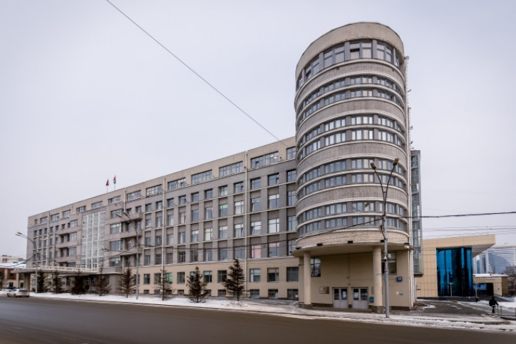 Снижение долговой нагрузки повысило кредитный рейтинг Новосибирской области до уровня АА