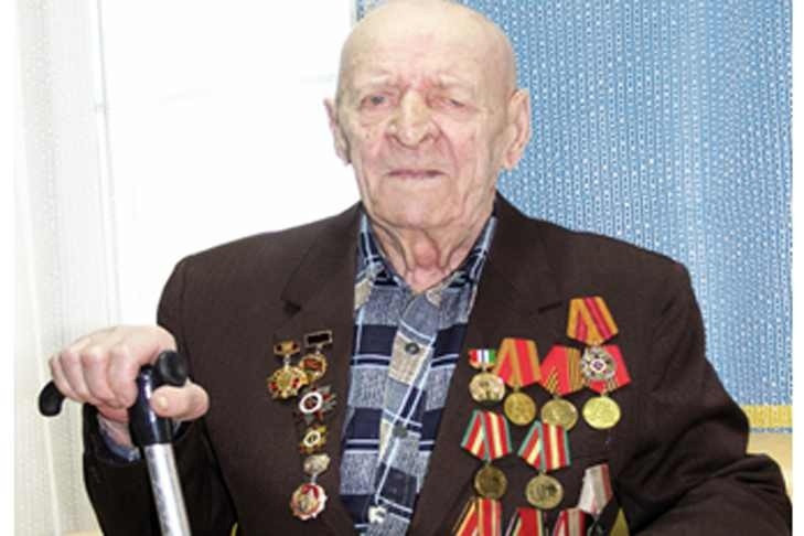 Освободил 1,5 тысячи пленных: под Новосибирском умер 100-летний ветеран Григорий Цыпордей