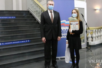 В Новосибирске наградили региональных победителей «Диктанта Победы»