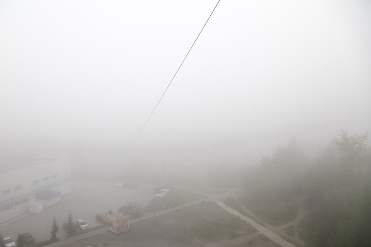 О густых туманах предупредили новосибирцев в МЧС