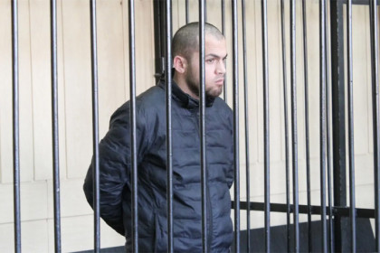 Месяц насилия: в Новосибирске судят мигранта за убийство трехлетней девочки