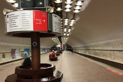 В метро Новосибирска поймали педофила с варежками жертвы