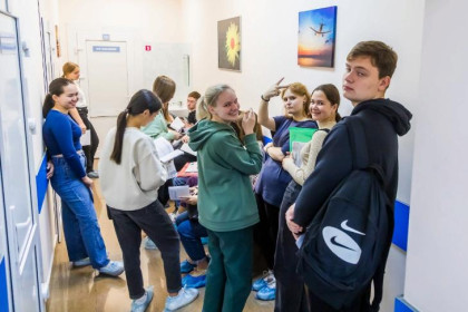 Студенты НГМУ начали работать на скорой в Новосибирске
