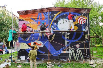 Новосибирцы решат судьбу граффити на трансформаторных будках в Академгородке