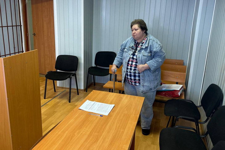 Жительнице Новосибирска запретили жить с 31 мигрантом на 60 квадратах