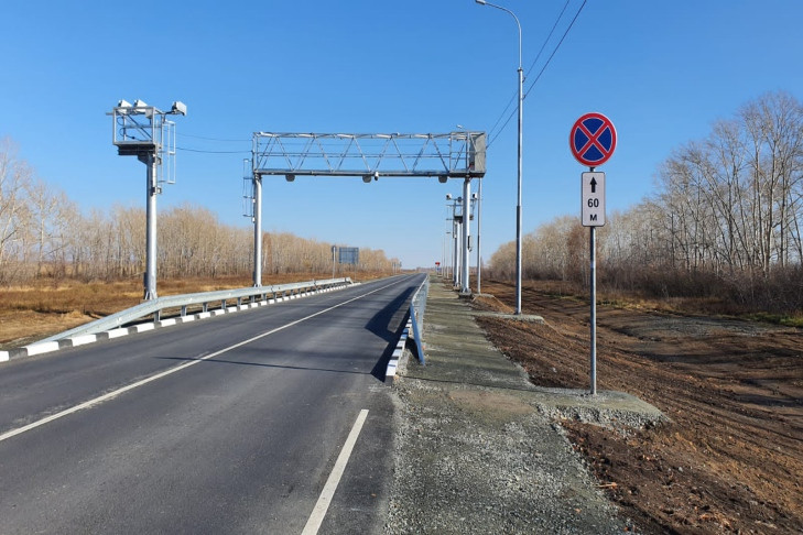 Участок Московского тракта под Новосибирском захватили жители Венгерово