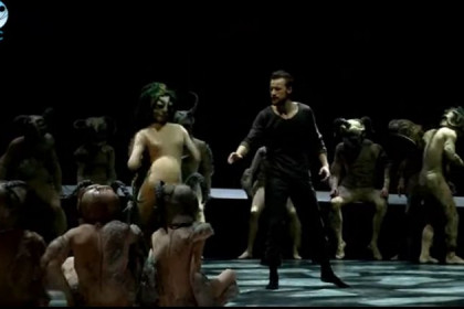Страшные тролли впечатляют зрителей в новом балете «Пер Гюнт»