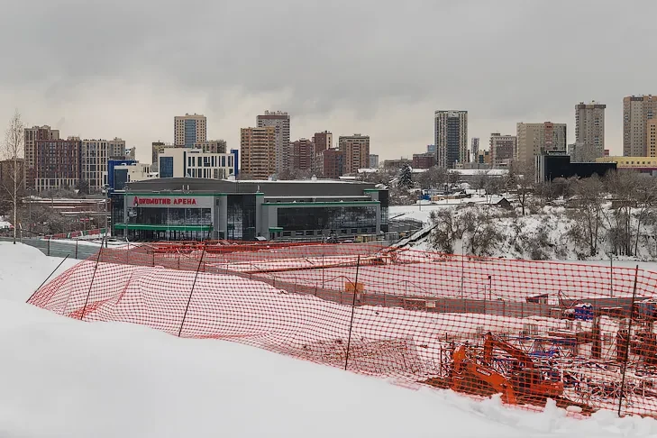 Заряженное ружье нашли в озере Верховое в Новосибирске