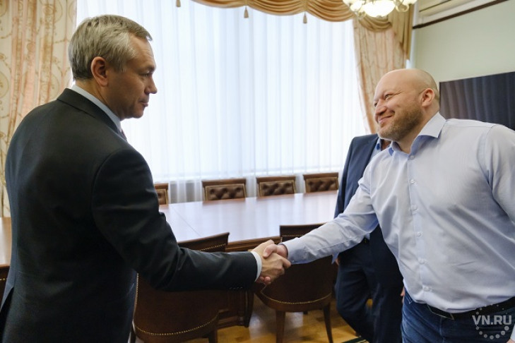 Губернатор поставил задачу на сезон новому главному тренеру хоккейной «Сибири»
