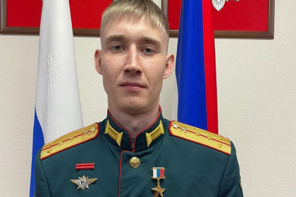 27 лет исполнилось Герою России новосибирцу Михаилу Петелину