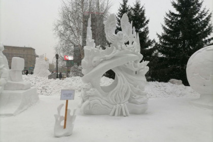 Духи Сибири признаны самой красивой снежной скульптурой в Новосибирске