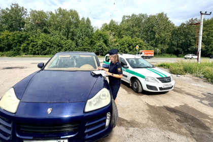 Приставы забрали Porsche Cayenne у банкрота в Новосибирске