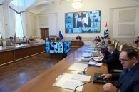Губернатор Андрей Травников поддержал дальнейшее развитие студотрядов региона