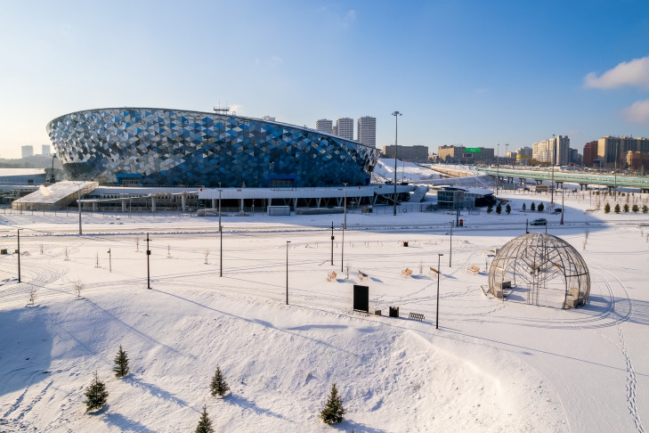 Самая большая ледовая арена СФО готовится к открытию в Новосибирске