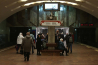 В новосибирском метро стало в два раза больше улыбок
