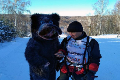Летящий медведь-лыжник был замечен в Новосибирске 