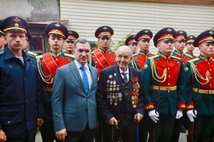 Изобретателю и участнику ВОВ Владимиру Сбоеву исполнилось 100 лет в Новосибирске