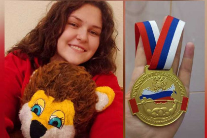 «В жизни я хрупкий цветок»: 16-летняя пауэрлифтерша из Купино стала победителем первенства СФО