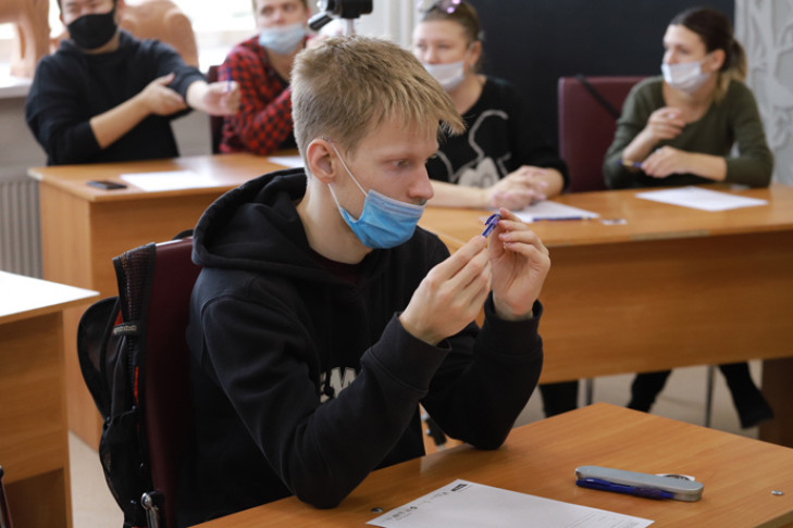 Скандал в школе №61 Новосибирска: ученики сдадут ОГЭ осенью