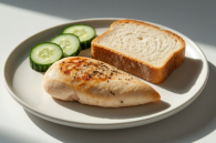 В потребительской корзине новосибирцев стало больше хлеба и мяса