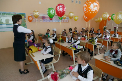 Больше половины всех педагогов Новосибирска сделали прививки от COVID-19