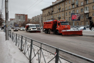 При сильных снегопадах подрядчиков позовут на помощь в Новосибирске